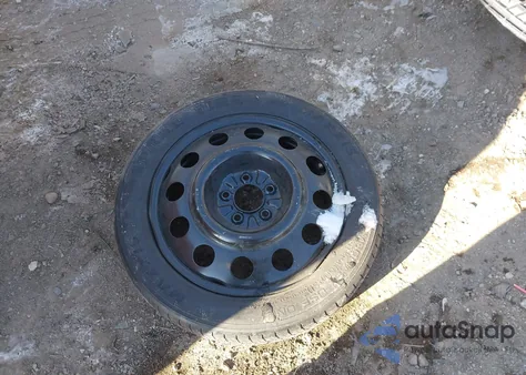 2008 Ford Mustang V6 Deluxe/V6 Premium z USA, uszkodzony, nr VIN 1ZVHT80N685204494